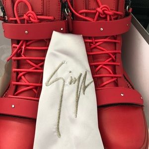 Giuseppe Zanotti Red